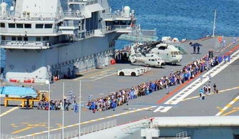 出海22天,国产航母返回大连,甲板出现多道痕迹,离服役更近一步