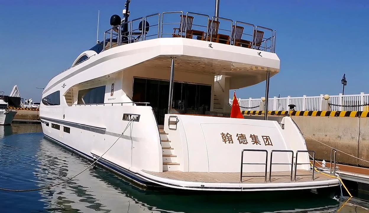 8、第八期:大连东港1亿元豪宅,住游艇神仙的生活是什么体验?