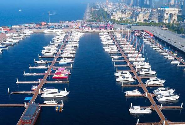 大连东港游艇体验 清晨海上的独特乐趣